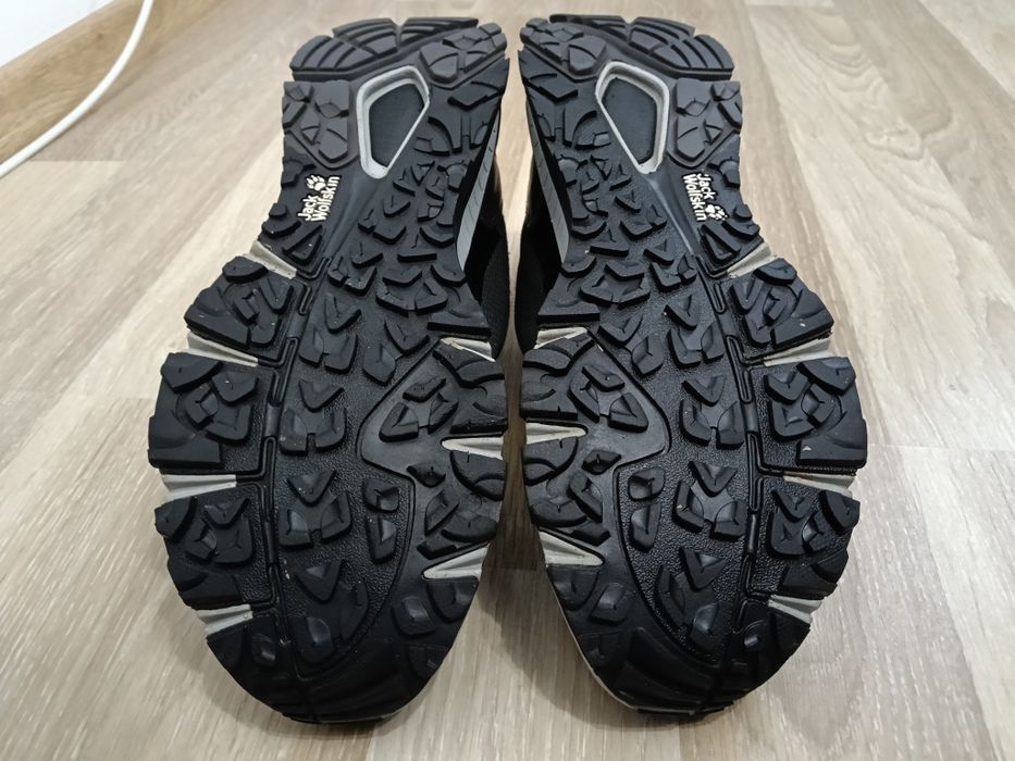 Adidași Jack Wolfskin mărimea 45-44