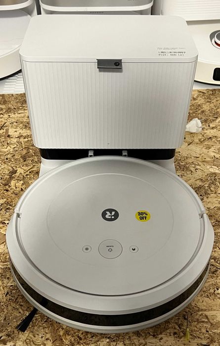 iRobot Roomba Combo 2 Essential cu stație Auto-Empty (Aspiră și spală)