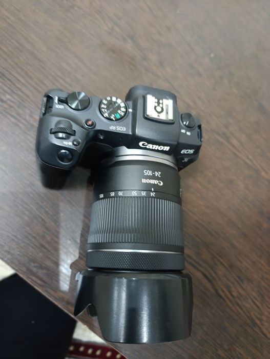 Foto Kamera Canon R p