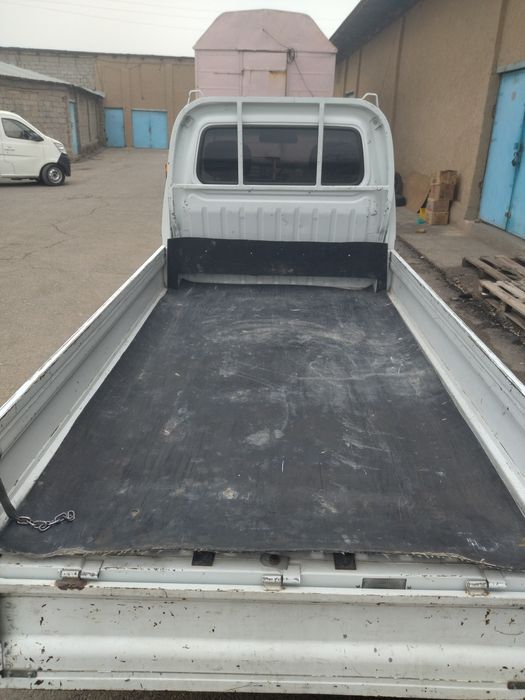 Лабо автомобил сотилади