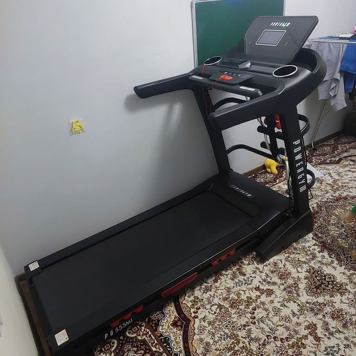 Беговая дорожка PG555