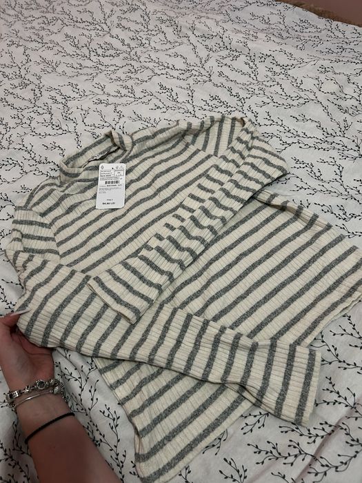 bluza in dungi nepurtata