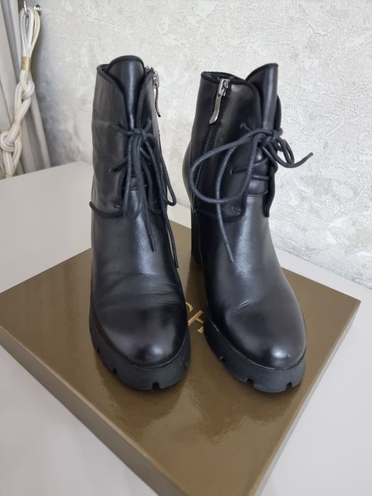 Продам ботинки натуральная кожа