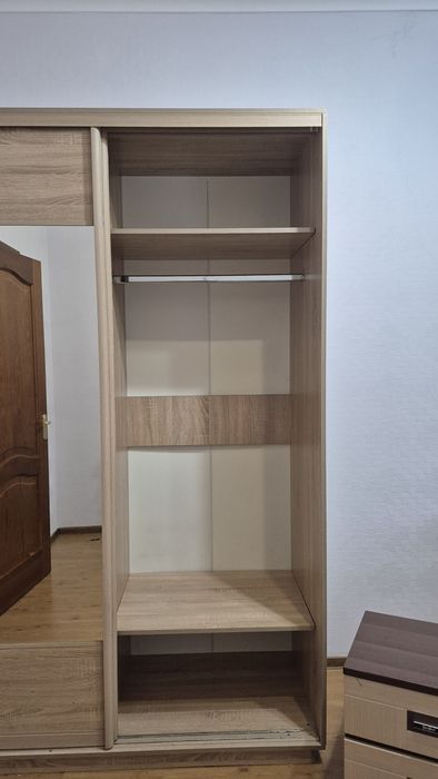 Продам шкаф б/у в отличном состоянии