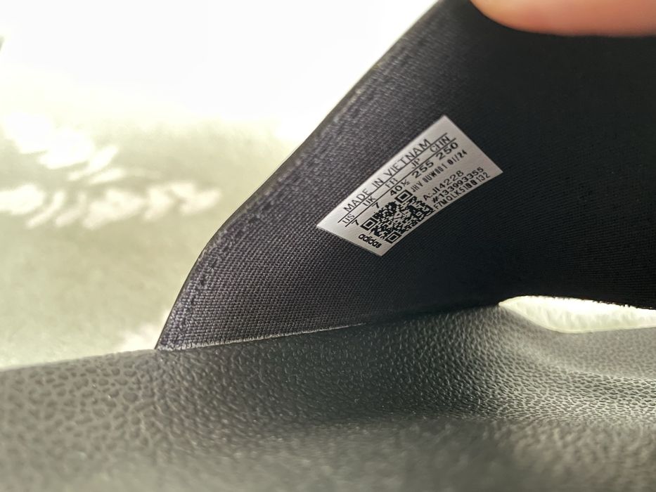 Slapi Adidas de barbati