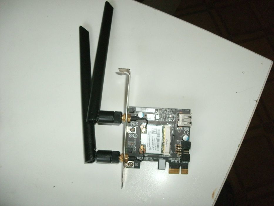 Wi-fi адаптер для ПК Gigabyte GC-WB300D