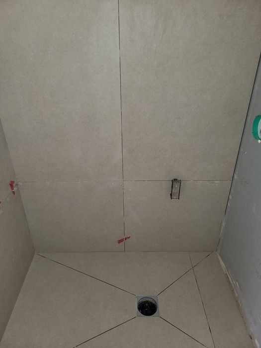 Gresie faianță glet și var airless instalați electrice și sanitare