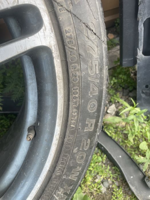 Продам одно колесо от мерс е221