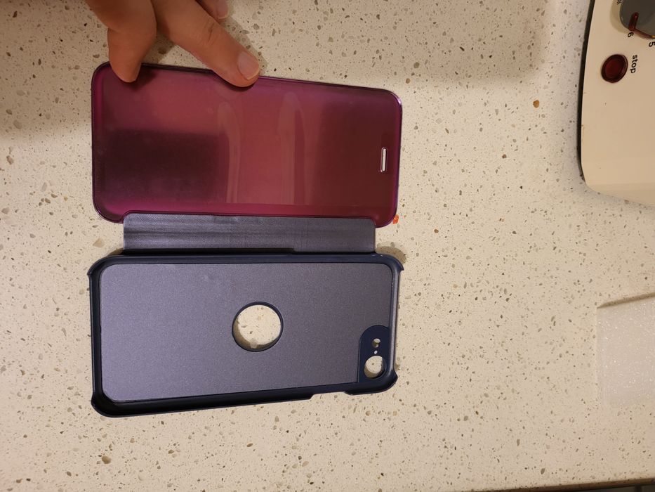 Калъфи за Samsung и iPhone