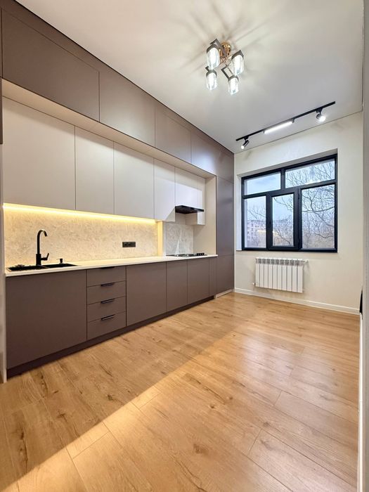 ЖК Салом 2/3/9, 50м², Евроремонт с удобствами, срочно!!!