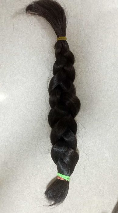 Натуральные неокрашенные волосы