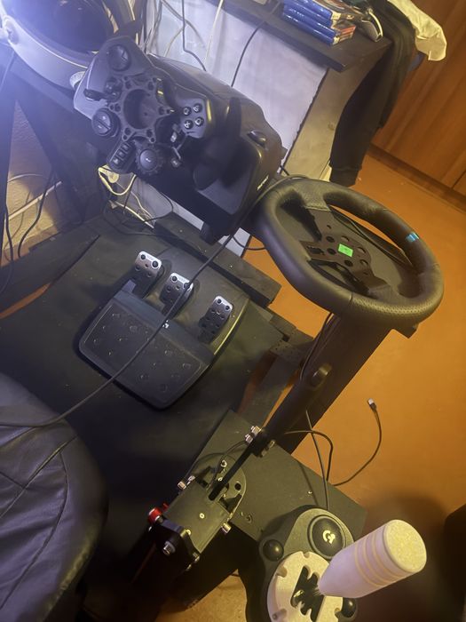 Logitech G923 + shifter + Ръчна спирачка