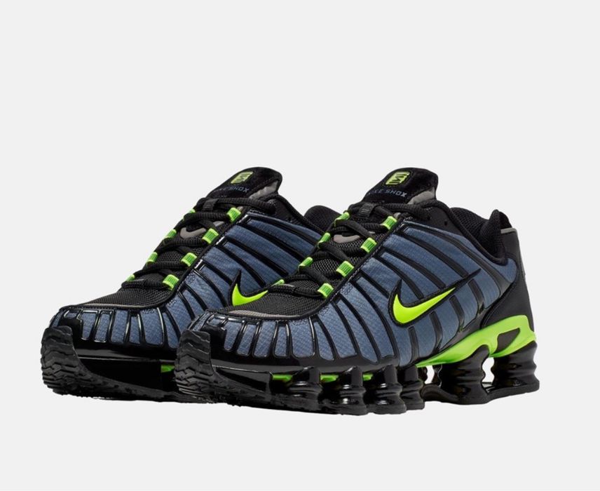 Нови мъжки маратонки Nike Air Max Shox TL налични