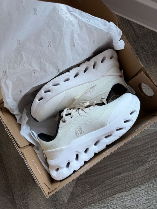 Маратонки OnCloud Running × LOEWE 23.5 см