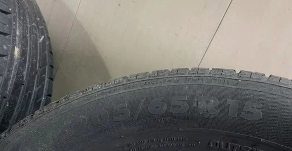 Продам летние шины 205/65/15