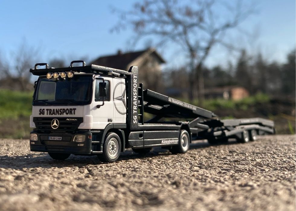 Meecedes Actros 1844 MP2 Kässbohrer Supertrans Автовоз
