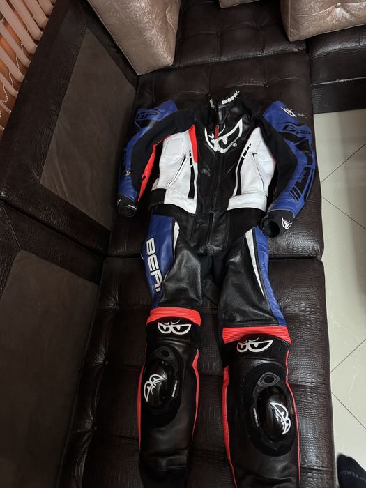 Екип за мотор от две части Berik