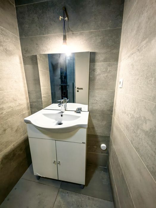 Vand mobilier baie