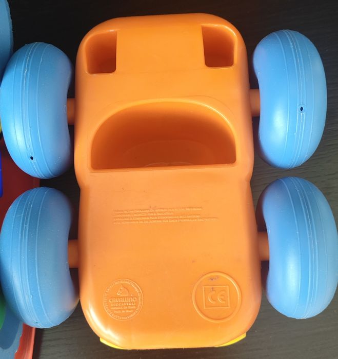 Игрушки машинки продам