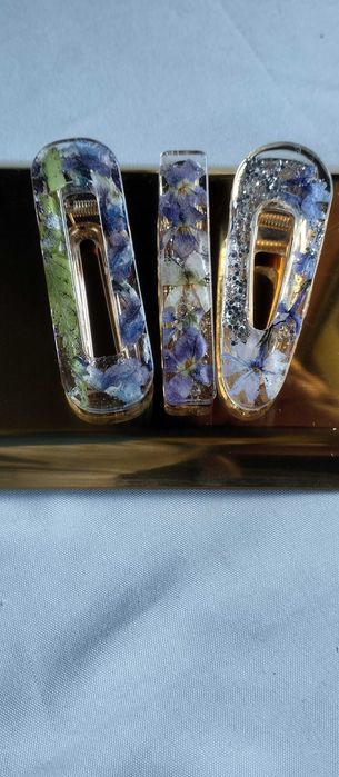 Шноли от епоксидна смола и естествени цветя