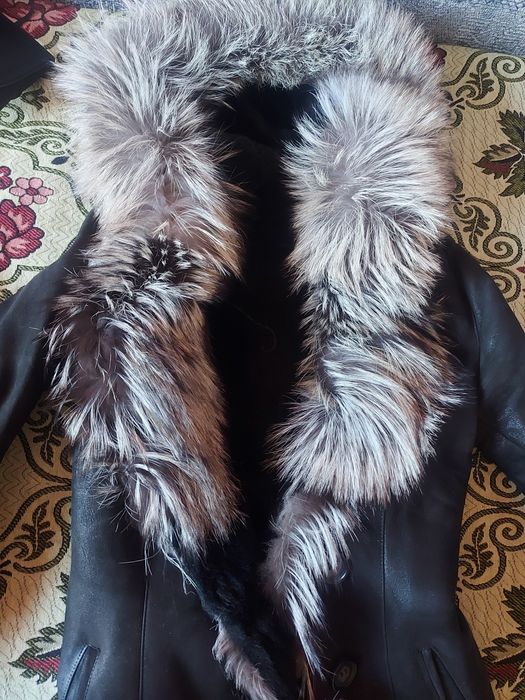 Продам дублёнку с песцом