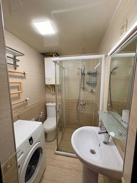 2х комнатная Шайхантахурский Район Высокопотолочка 2/2/4 Лабзак