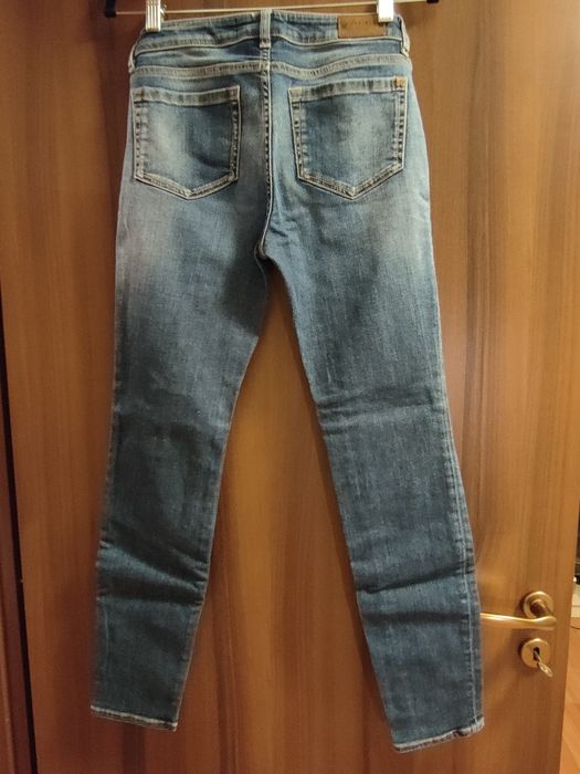 Blugi Max Mara Weekend purtați o singura data