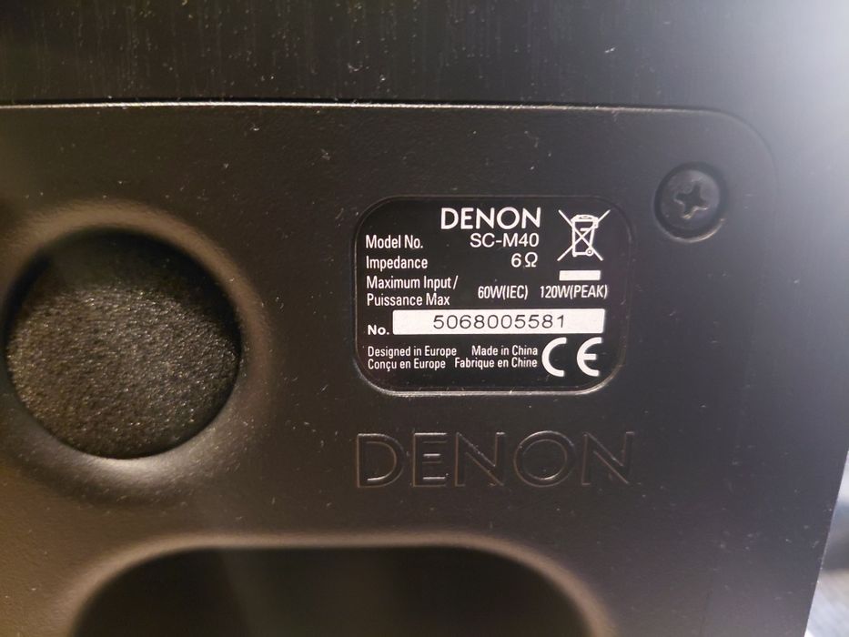 Set audio Denon cu amplificator si  boxe.