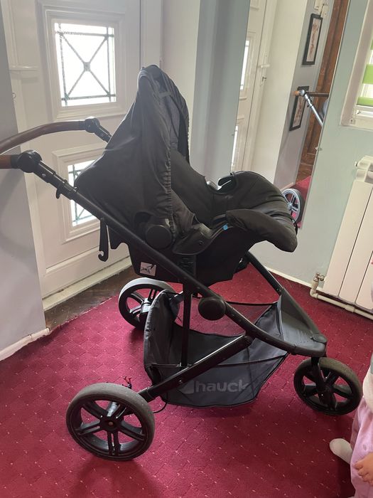 Бебешка/детска количка 3в1