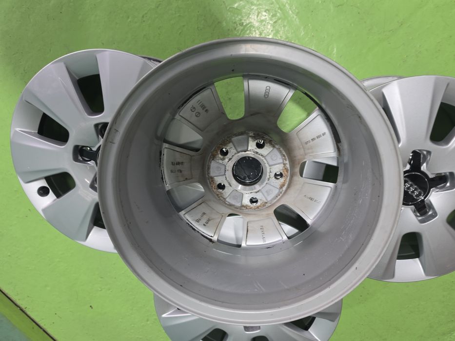 15 5x112 Audi A3 Vw Touran Caddy Golf 5х112