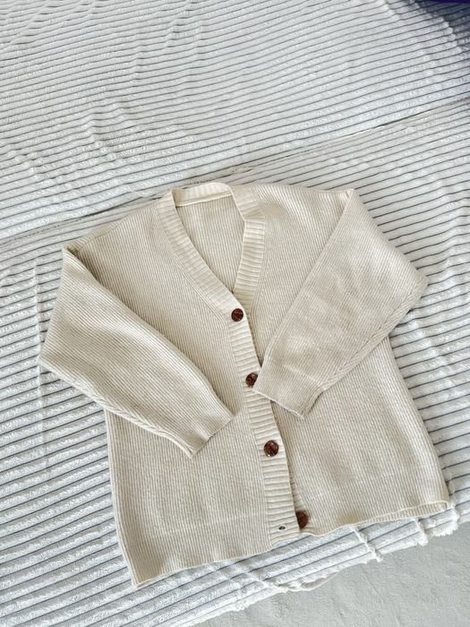 Кардиган молочный