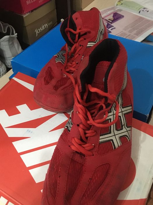 Продам борцовки