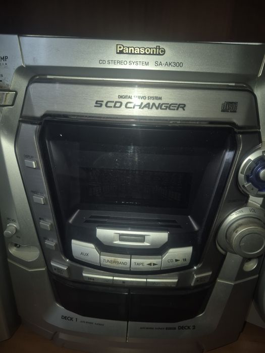 Музыкальный центр