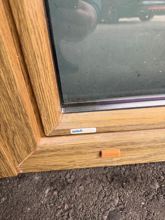 Ferestre Termopan folosite, calitate bună – 37 buc, maro