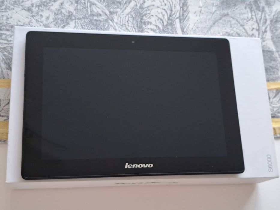 Таблет LENOVO S 6000 10''