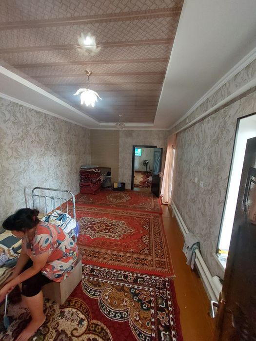 Продаётся дом с ремонтом Ташкентский облст блс роион Абайе