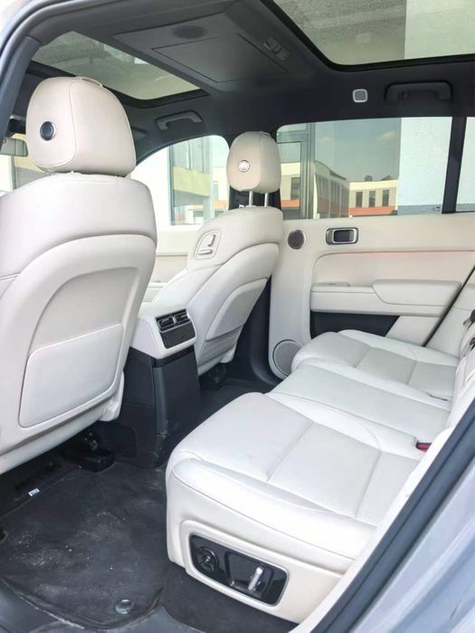 Lixiang L7 2024 — 9