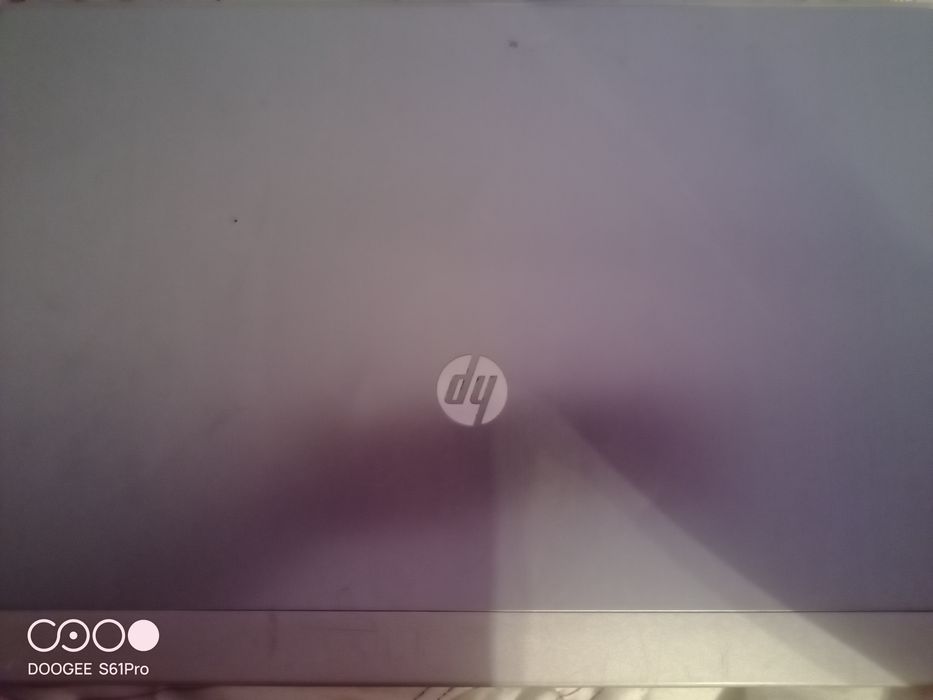 Здравствуйте продаю ноут бук hp