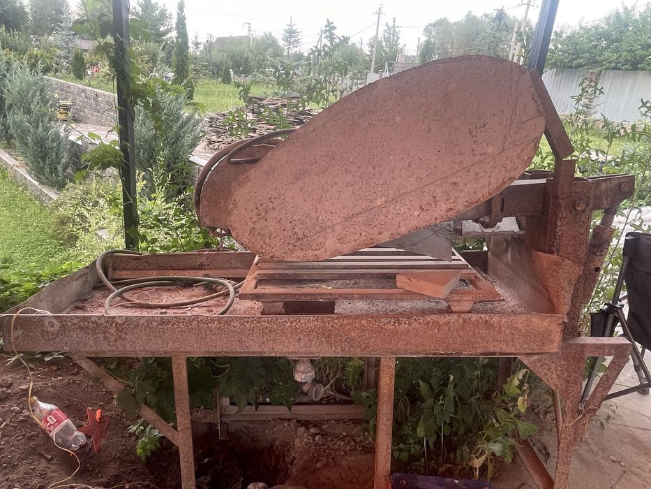 Большой стол пликторез