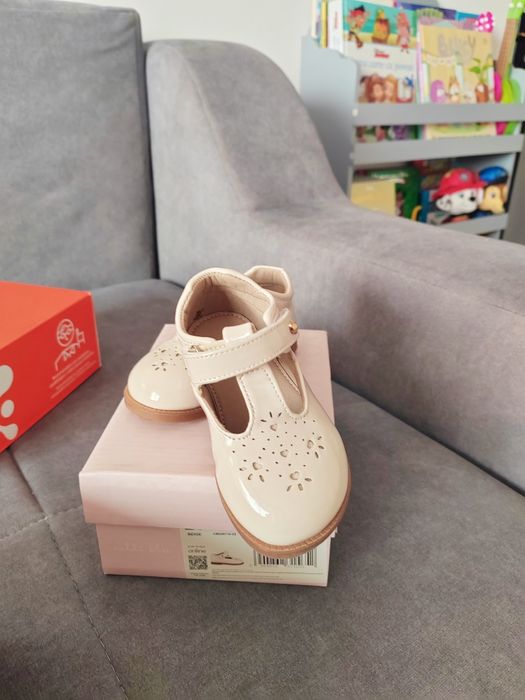 Balerini eleganți  fetiță, marime 23