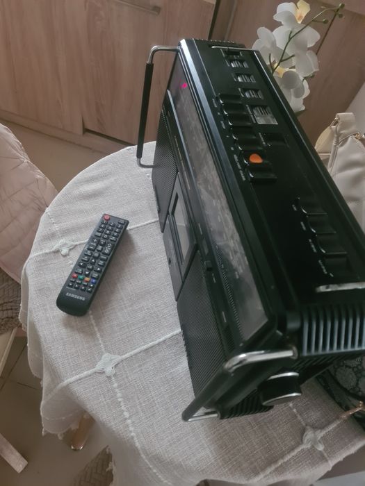 Grunding profesional 3400 radio  defect