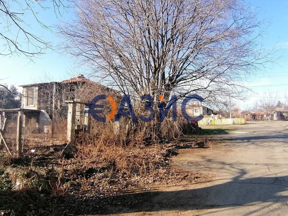 Дворно място 554 кв. м.+стара къща в центъра на С. Винарско,Общ. Камено,обл. Бургас,България,#33637958