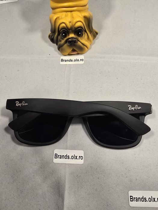 Ochelari de soare polarizati Ray-Ban Wayfarer 2140, rama mata, lentila neagra
