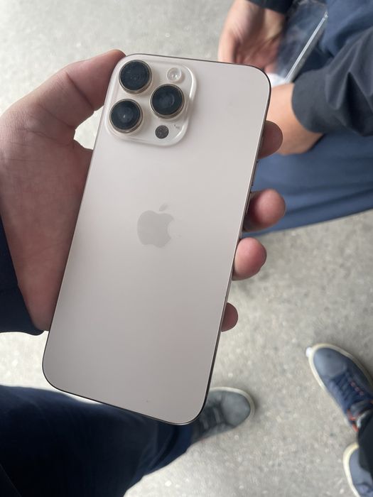 iPhone 16 pro max