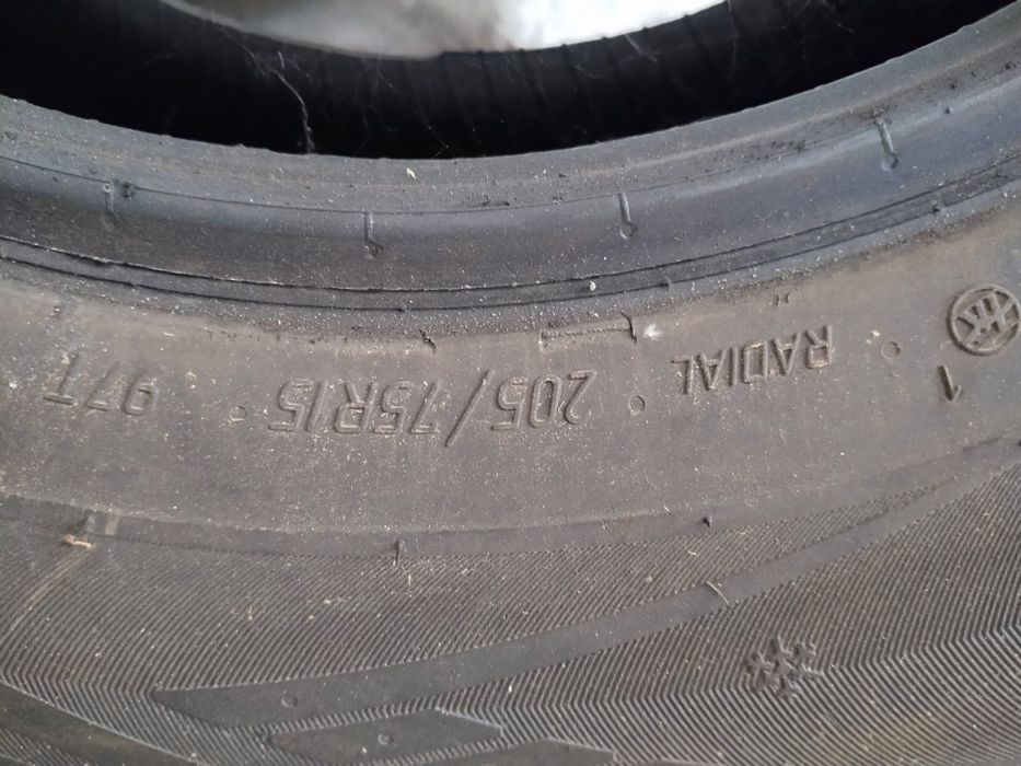 Продам шины хорошем состоянии