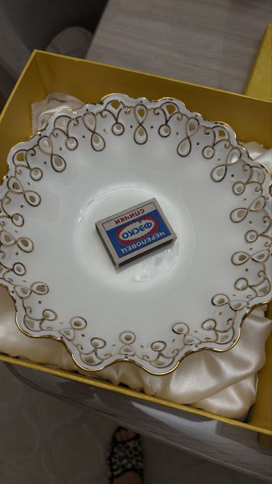 Продам вазы, тортница и вареница