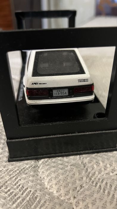 Модель машинки Toyota Trueno ae86