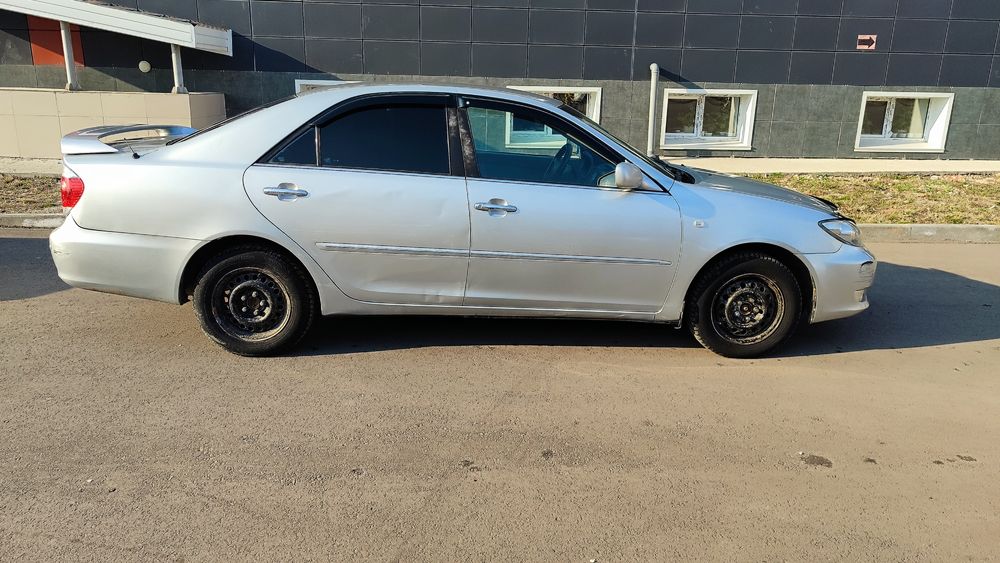 Продается Тойота Камри 2005 года