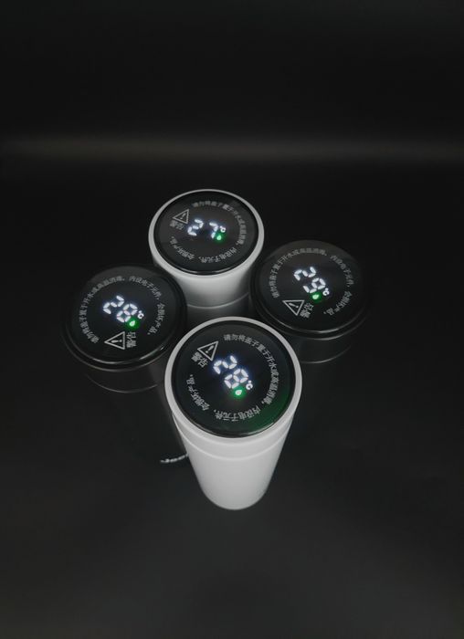 Продаются новые термосы (Черный/Белый)