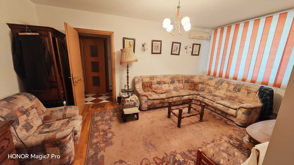 Vand apartament 2 camere